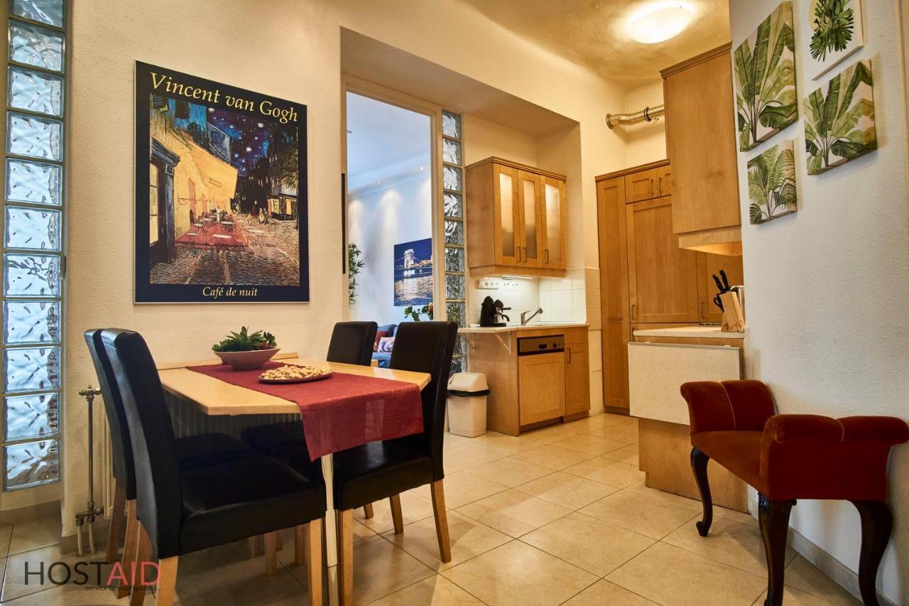 M52 Apartment - Hostaid Budapeszt Zewnętrze zdjęcie